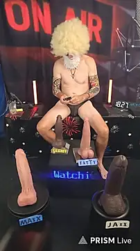FantasyMan-BiWM's Webcam Show