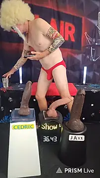 Show modela FantasyMan-BiWM na web-kameri