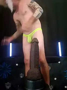 FantasyMan-BiWM's Webcam Show