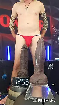 Show modela FantasyMan-BiWM na web-kameri