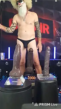FantasyMan-BiWM Show in webcam
