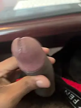 sexcboi69's Webcam Show