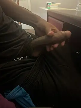 sexcboi69: διαδικτυακό σόου στην κάμερα