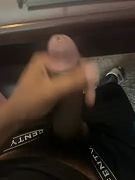 Pertunjukan Kamera Web sexcboi69