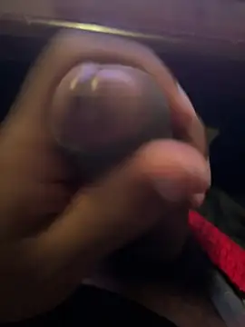 הופעת וובקאם של sexcboi69