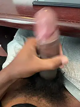 sexcboi69's Webcam Show