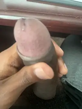 sexcboi69 Show in webcam