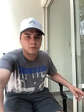 Show modela tato15152 na web-kameri