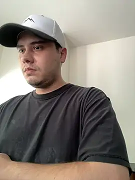 tato15152 Show in webcam