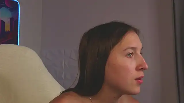 Xenia_paradise 现场XXX聊天