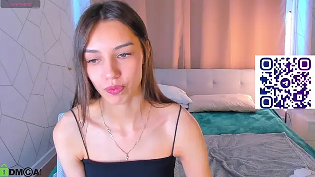Tiffany-Grace Chat XXX live
