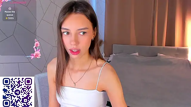 دردشة Tiffany-Grace الجنسية المباشرة