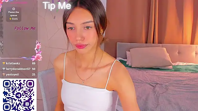 Tiffany-Grace Chat XXX in diretta