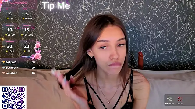 Chat +18 de Tiffany-Grace ao vivo