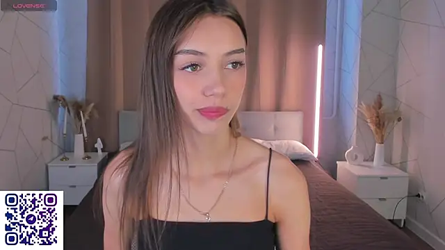 Tiffany-Grace's Live XXX Chat