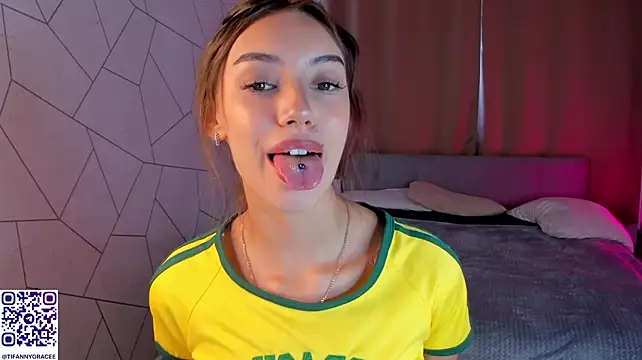 Tiffany-Grace – Live XXX-chat