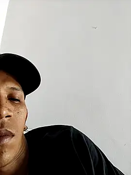 Show de Leandro2889 na webcam