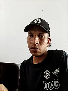Leandro2889 Webcamshow
