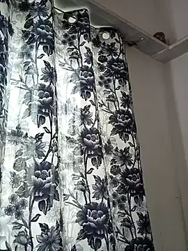 Funcouple0069 Show Webcam