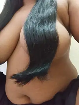 Umma-2's Webcam Show