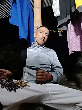 TuCanero23cm: απευθείας συνομιλία ΧΧΧ