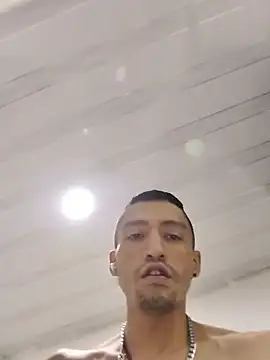 TuCanero23cm Chat XXX in diretta