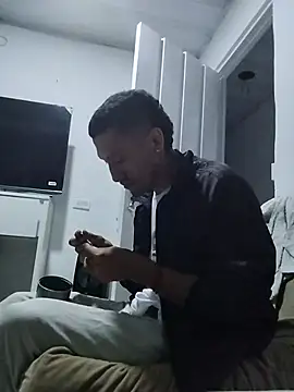 TuCanero23cm Live XXX-Chat