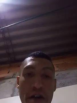 Webkamerová show TuCanero23cm