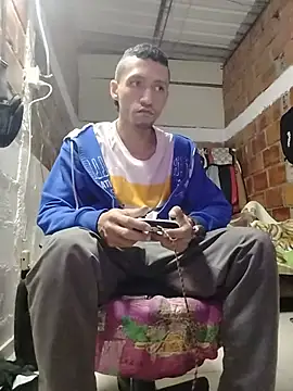 TuCanero23cm – webcam-show