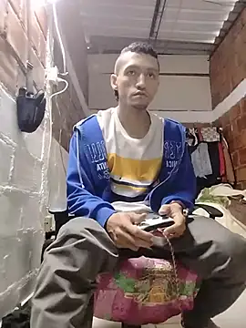 Webkamerová show TuCanero23cm