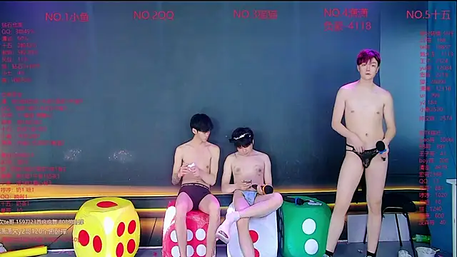 NTN-lucky: διαδικτυακό σόου στην κάμερα