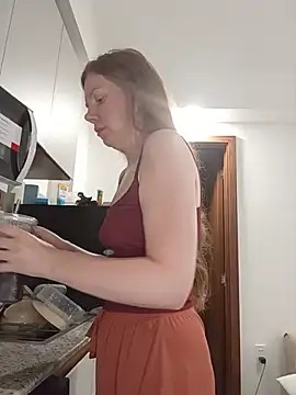 Chat +18 de ElaizaFlanagan ao vivo