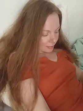 Chat +18 de ElaizaFlanagan ao vivo