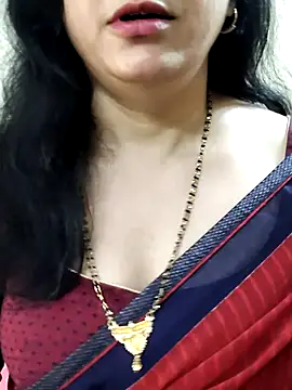 Show modela Yazhini-Cam na web-kameri