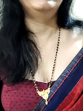 Yazhini-Cam webcam show