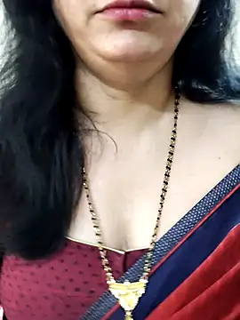 Yazhini-Cam's Webcam Show