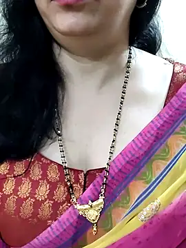Yazhini-Cam 网络视讯表演