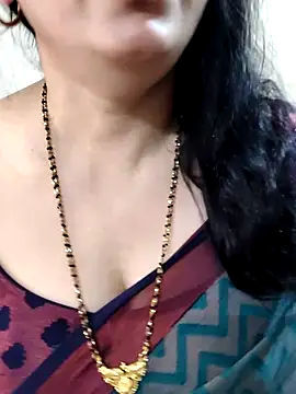 Yazhini-Cam 网络视讯表演