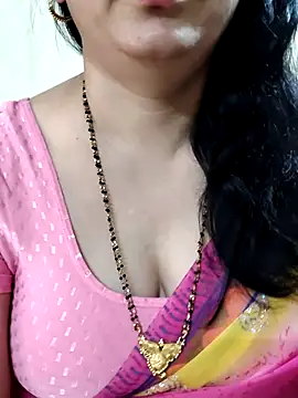 Yazhini-Cam's Webcam Show