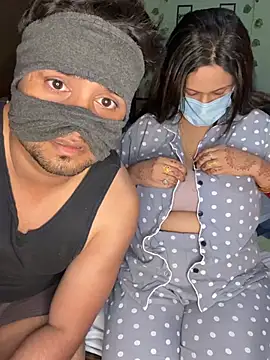 Model_bhabhi_couple Webcam show