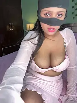 Model_bhabhi_coupleのウェブカメラショー