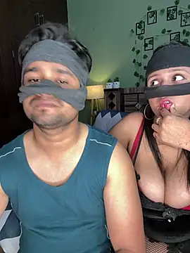 Model_bhabhi_couple Show in webcam