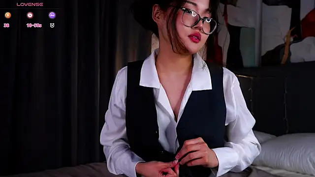 NelleMihalko Live XXX-chat