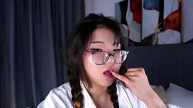 NelleMihalko – Naživo XXX chat
