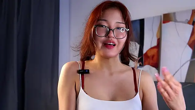 NelleMihalko's Live XXX Chat