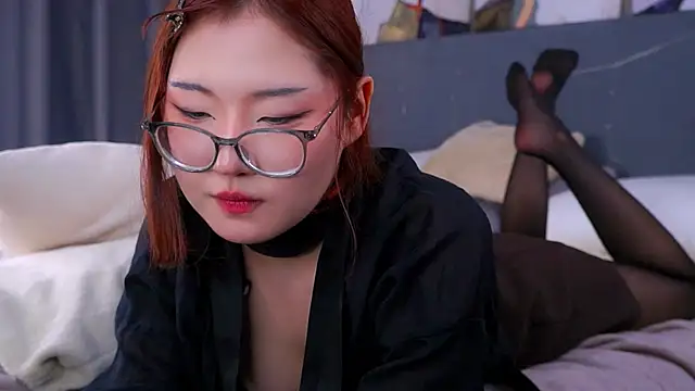 NelleMihalko's Live XXX Chat