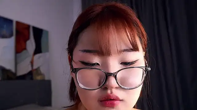 NelleMihalko's Live XXX Chat