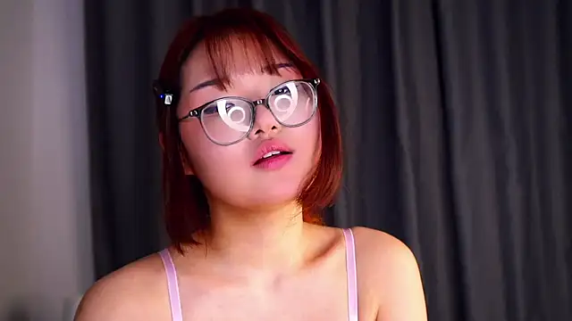 NelleMihalko Pertunjukan Webcam