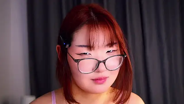 Živý XXX chat NelleMihalko
