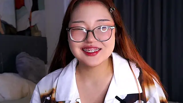 NelleMihalko 网络视讯表演
